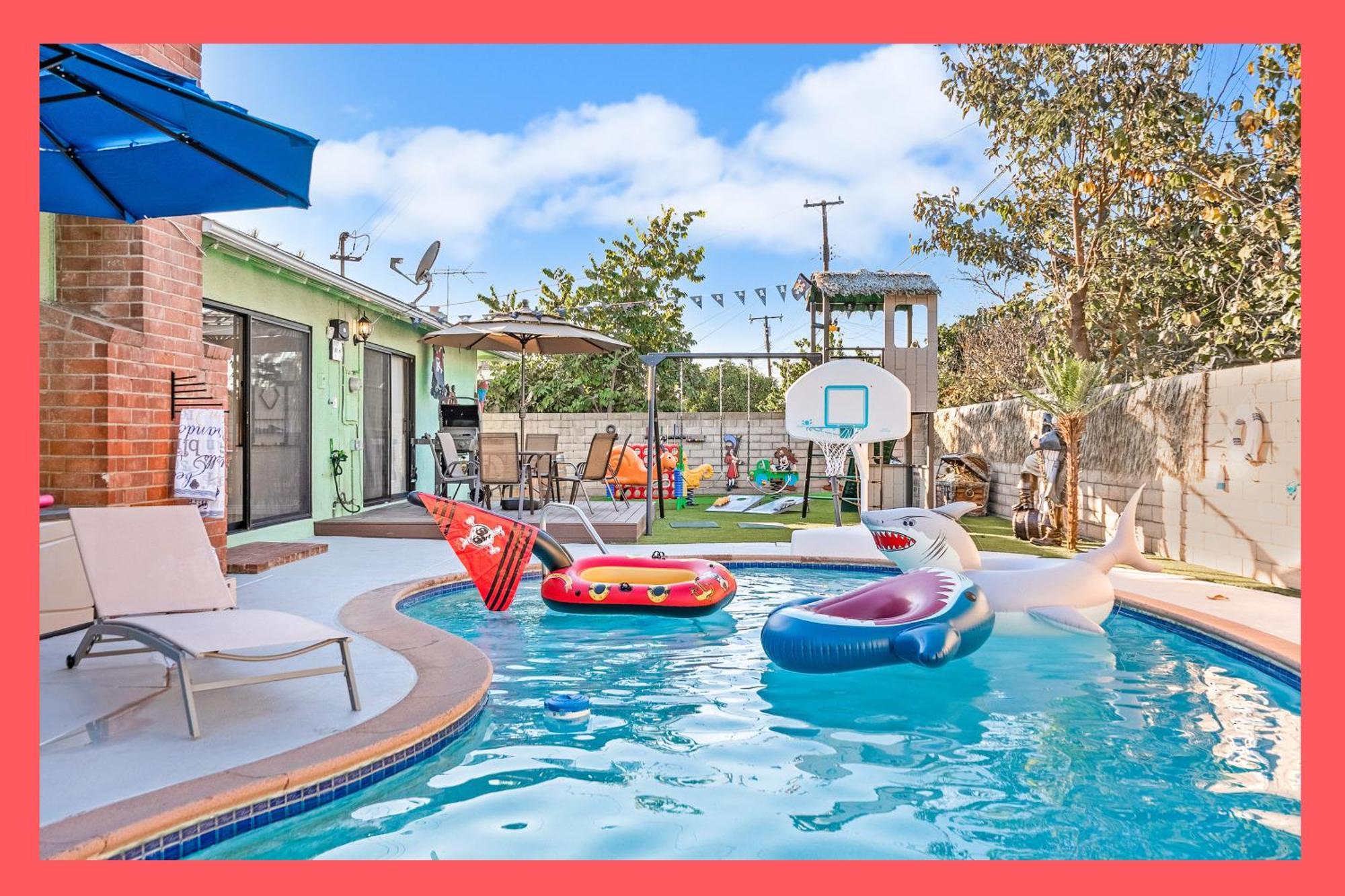 Pirate Cove: Heated Pool, Arcade, Play, More! Гарден-Гров Екстер'єр фото